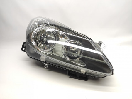 Farol Direito Opel Corsa D 06-11 Mascara Preta