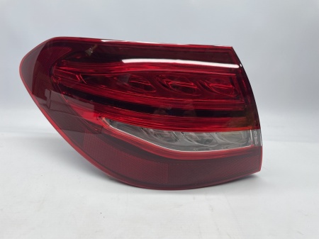 Farolim Esquerdo Mercedes Class C Wagon W205 14-18 Led