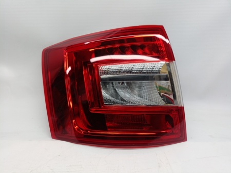 Farolim Esquerdo Skoda Octavia Combi 17-20 Led - Img 1