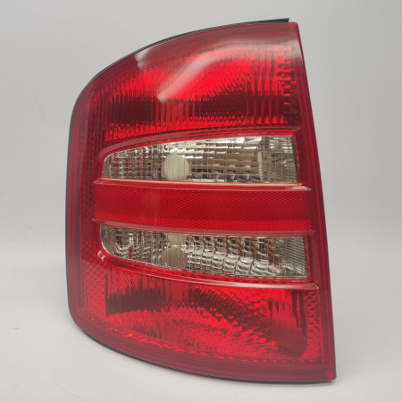 Farolim Esquerdo Skoda Fabia Sedan 4P 01-04 / Combi 00-04
