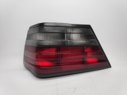 Farolim Esquerdo Mercedes W124 e Class Berlina / Coupe / Cabrio 85-95
