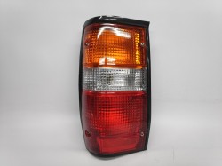 Farolim Tras Esquerdo Mitsubishi L200 Pick-Up D50 86-96