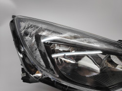 Farol Direito Opel Astra J 5P/ Sports Tourer 10-16 - Img 3