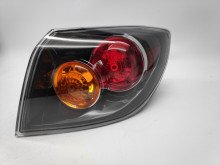 Farolim Direito Mazda 3 Hatchback 5P 03-07 Mascara Preta - Img 1