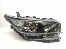 Farol Direito Toyota Auris 15-19