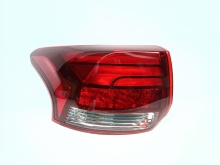 Farolim Esquerdo Mitsubishi Outlander 15-
