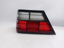 Tulipa Farolim Esquerdo Mercedes W124 Berlina / Coupe / Cabrio 85-93 Tulipa