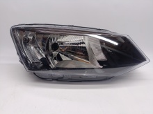 Farol Direito Fundo Negro Skoda Fabia 14-