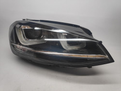 Farol Direito Fundo Negro Volkswagen Golf VII 12-17 Led