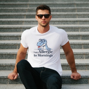 Tricou personalizat ,, Sunt alergic la dimineti,,