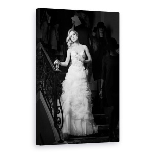 Tablou canvas - Alexia In Alb, Paris, Mireasa, Rochie, Scari, 60 x 90 cm