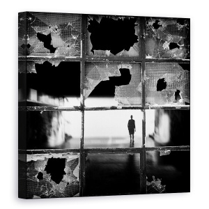 Tablou canvas - Fracturi, Fereastra, Alb-Negru, Rupt, Figura, Persoana, 60 x 60 cm