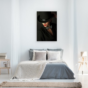 Tablou canvas - Misterul Ascuns, Portret, Palarie, Jacheta, Femeie, Buze, 40 x 60 cm - Img 3