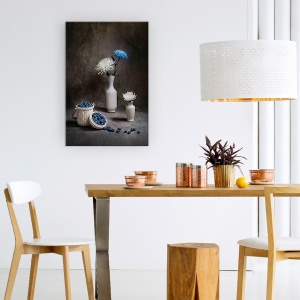 Tablou Canvas - Natura Statica Cu Afine, Flori, Albastru, Coacaze, Alb, Vaza, 60 x 90 cm - Img 4