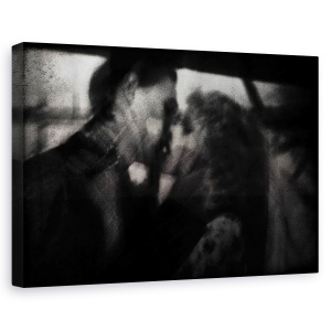 Tablou canvas - Umbre (Sarutul), Pasiune, Sarut, Fata, Romantic, 60 x 90 cm