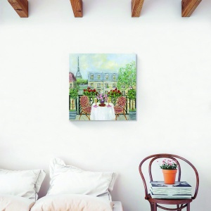 Tablou decorativ Paris pe canvas reprezentând o terasă pariziană înflorită