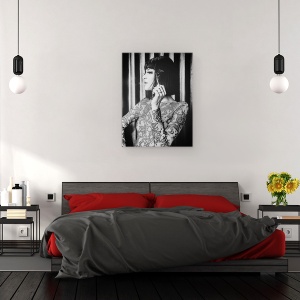 Tablou canvas - Sambata., Femeie, Portret, Retro, Atitudine, Eleganta, 50 x 70 cm - Img 3