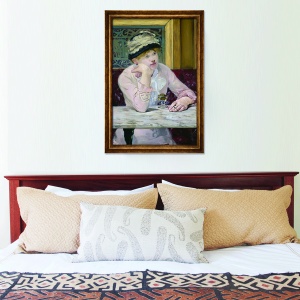 Tablou decorativ Manet Plum Brandy cu ramă aurie