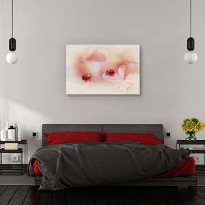 Tablou canvas - Buburuza pe hortensie roz, Flori, Romantic, Cuplu, Rosu, 80 x 120 cm - Img 3