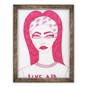 Tablou inramat - Daisy de Villeneuve - Fata purtand Live Aid Tricou, 60 x 80 cm
