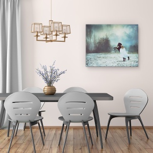 Tablou canvas - Dansand Cu Caii, Femeie, Fata, Cal, Cai, Zapada, 60 x 75 cm - Img 4