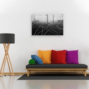 Tablou canvas - Pasager De Noiembrie, Alb-Negru, Piesa, Piese, Tren, 60 x 90 cm - Img 2