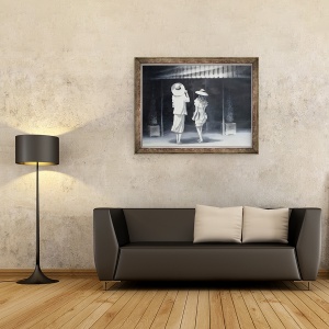 Tablou inramat - Lincoln Seligman - Mama si fiica in afara unui restaurant, 70 x 90 cm - Img 2