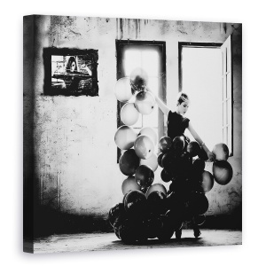 Tablou canvas - Dansand Cu Singuratea, Stare De Spirit, Alb-Negru, Baloane, Contrast, 60 x 60 cm