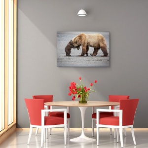 Tablou decorativ ursuleți canvas în îmbrățișare jucăușă