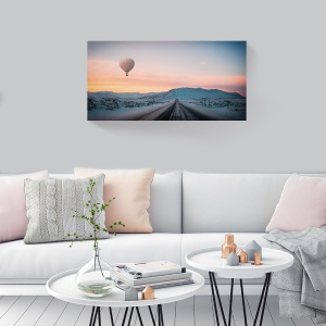 Tablou canvas munți balon iarnă la apus de soare