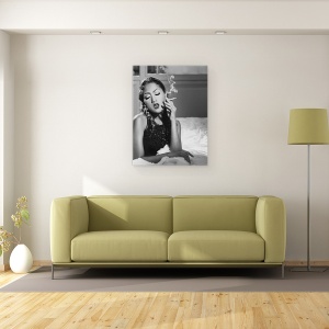 Tablou canvas - Ia-Ma In Bratele Tale, Surabaya, Indonezia, Asia, Fata, Model, 50 x 70 cm - Img 2