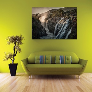 Tablou canvas natură peisaj cu cascadă și munte