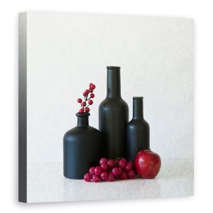 Tablou canvas - Studiu in Negru si Rosu, Natura Moarta, Vaza, Mar, Fruct, Struguri, 60 x 60 cm