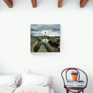 Tablou decorativ far pe canvas cu ocean și stâncă