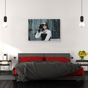 Tablou canvas - Ochelari De Protectie, Portret, Colier, Bratara, 40 x 60 cm - Img 3