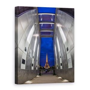 Tablou canvas - Prins In Capcana, Paris, Peste, Franta, Turnul Eiffel, 50 x 70 cm