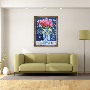 Tablou inramat - Joan Thewsey - Trandafiri, garoafe si Lobelia intr-o vaza albastra si alba, 60 x 80 cm - Img 2