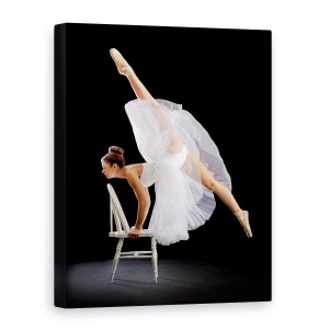 Tablou canvas - Atingerea Clasei, Portret, Skirt, Pozeaza, Intinde, Flexibil, 60 x 80 cm