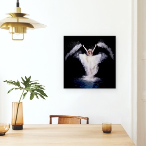 Tablou canvas - Pulbere In Graba, Actiune, Rochie, Moda, Praf, Faina, 60 x 60 cm - Img 4