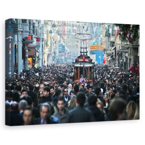Tablou canvas - Barca Pe Rau, Tramvai, Carucior, Strada, Oameni, Istanbul, 40 x 60 cm