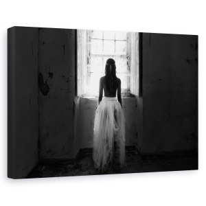 Tablou canvas - Calea Mea De Iesire, Femeie, Fereastra, Lumina, Emotie, 60 x 90 cm