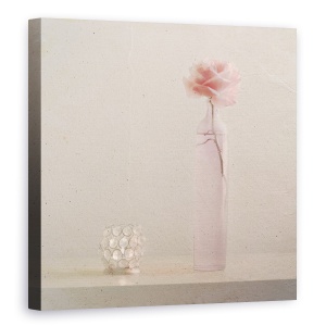 Tablou canvas - Lasa Lumina Aprinsa, Roz, Romantism, Natura Moarta, Floare, 90 x 90 cm