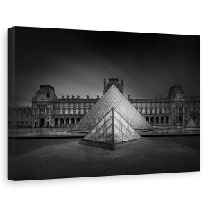 Tablou canvas - Luvru, Paris, Franta, Arhitectura, Alb-Negru, Intuneric, 40 x 60 cm
