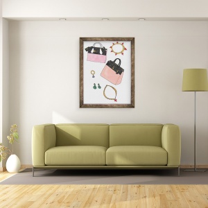 Tablou inramat - Daisy de Villeneuve - 2 genti y accesorios, 70 x 90 cm - Img 2