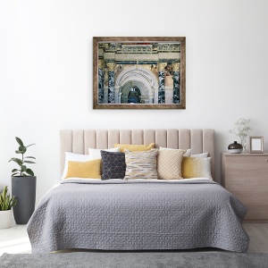 Tablou inramat - Gustav Klimt - Interiorul Muzeului Kunsthistorisches, Viena, cu decor arcada si spandrel reprezentand figuri reprezentand Roma si Venetia secolului al XIV-lea, 70 x 90 cm - Img 3