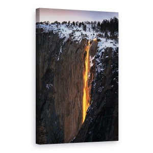 Tablou canvas - Cascada De Foc, Yosemite, Licurici, Elcapitan, Munti, 40 x 60 cm