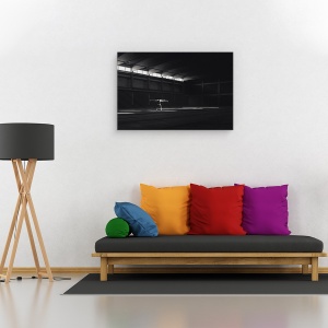 Tablou canvas - Dansand In Lumina, Gimnastica, Alb-Negru, Gimnasta, Acrobat, Acrobatie, 60 x 90 cm - Img 2