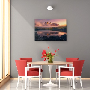 Tablou decorativ modern living cu peisaj montan Patagonia la răsărit