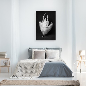 Tablou canvas - Lacul Lebedelor, Portret, Lacul Lebedelor, Inger, Rochie, Moda, Alb-Negru, 80 x 120 cm - Img 3