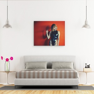Tablou canvas - Portocaliu, Japonia, Femeie, Costum De Baie, Shibuya, Tokyo, 60 x 75 cm - Img 3